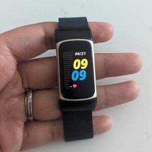 Fitbit charge 5